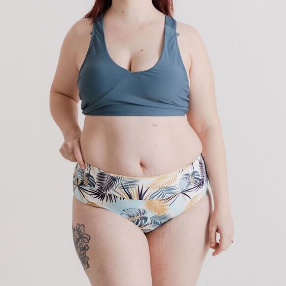 NWT Crossback Athletic Bikini Swimsuit Top / Sports Bralette in Jade - Picture 6 of 13